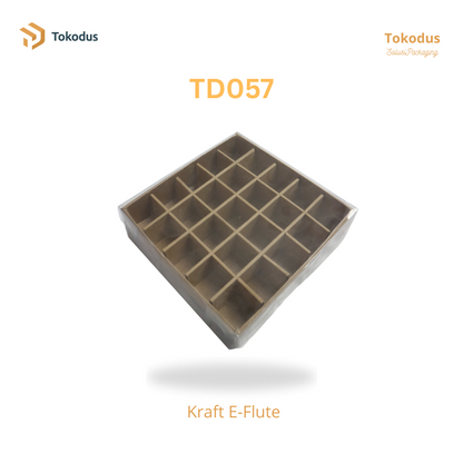 TD057 Kardus Box Nastar 21x21x4,5 cm (Bisa Custom)